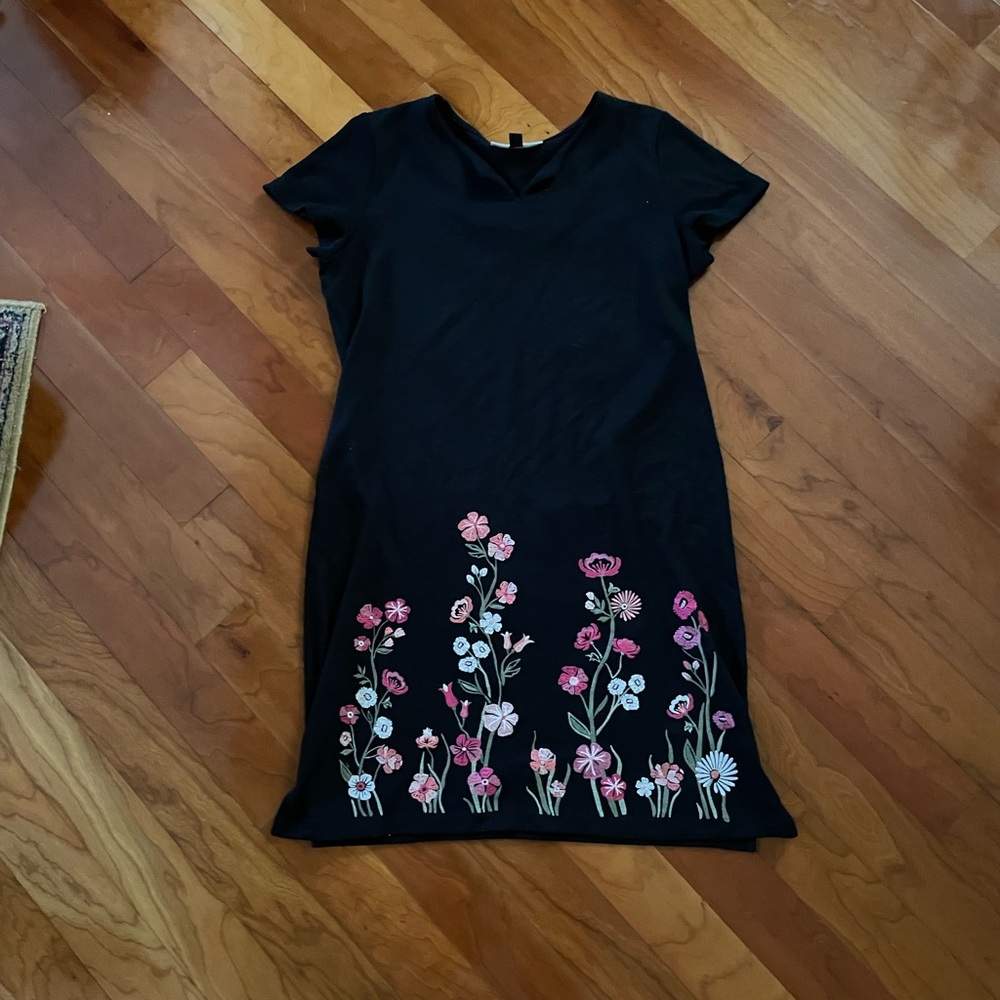 Black Floral Embroidered Shift Dress